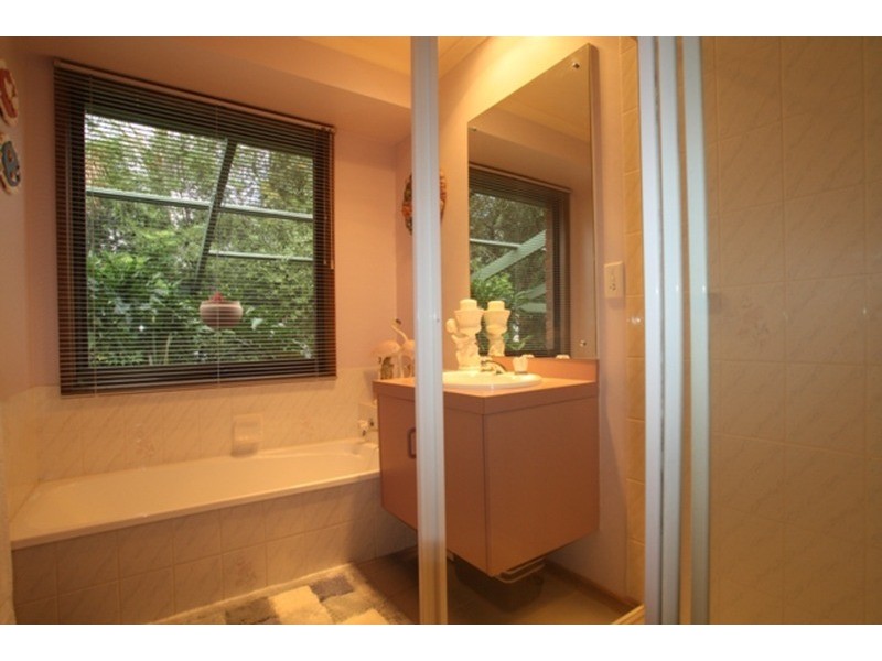 125 Osborne Street, Flora Hill VIC 3550