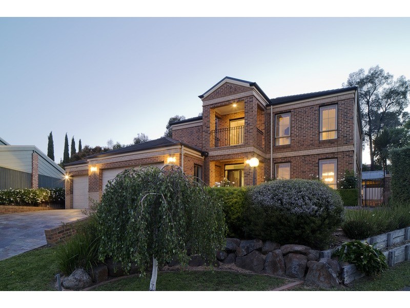 10 Paperbark Court, Strathdale VIC 3550