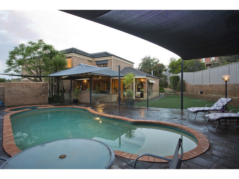 10 Paperbark Court, Strathdale VIC 3550