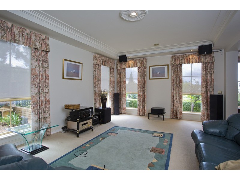 10 Paperbark Court, Strathdale VIC 3550