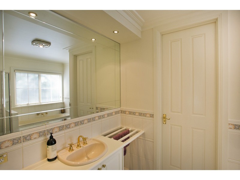 10 Paperbark Court, Strathdale VIC 3550