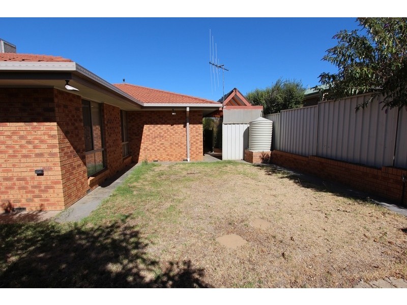 5 Patricia Court, Golden Square VIC 3555