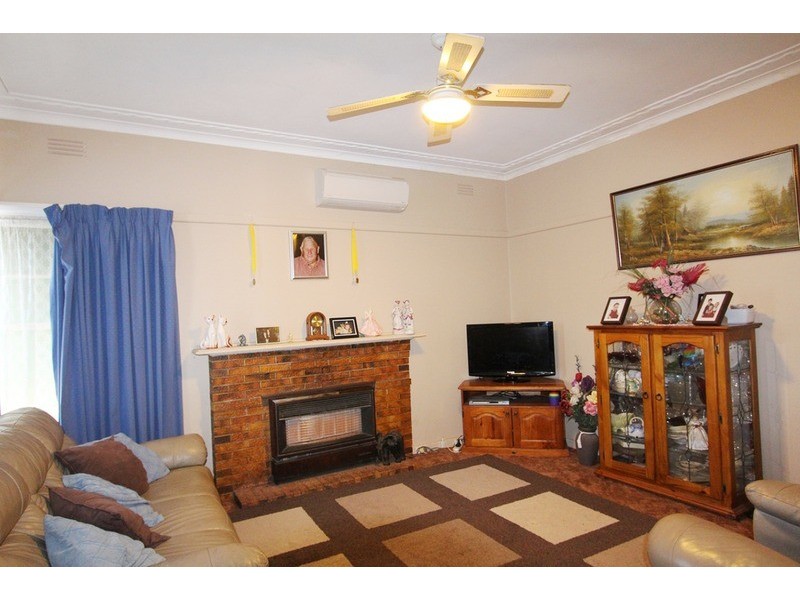 17 Bay Street, Golden Square VIC 3555