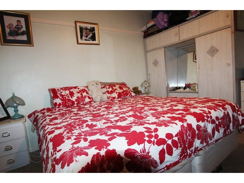 17 Bay Street, Golden Square VIC 3555