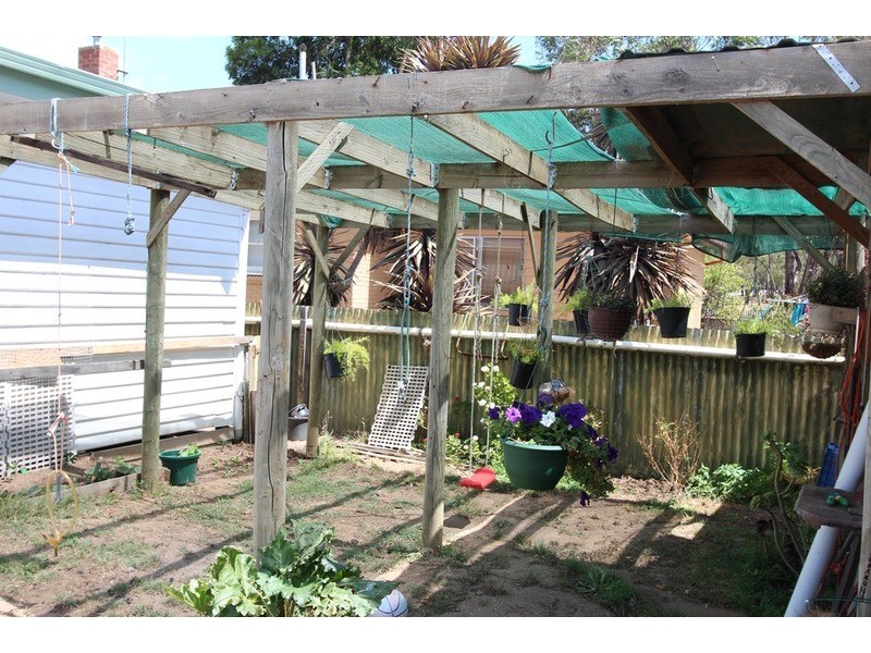 17 Bay Street, Golden Square VIC 3555