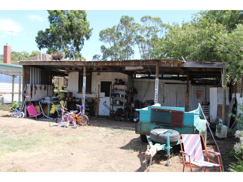 17 Bay Street, Golden Square VIC 3555