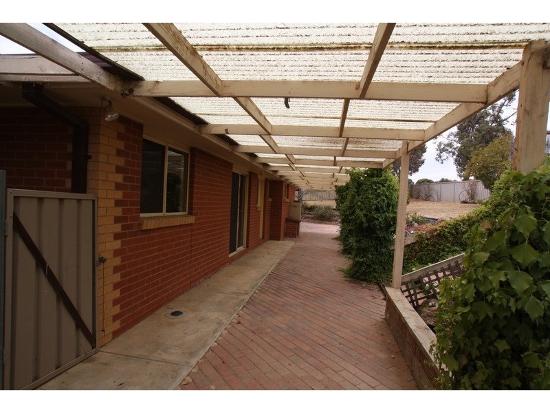 5 Liepoldt Rise, Golden Square VIC 3555
