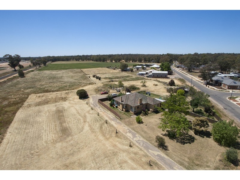 135b Ironstone Road, Epsom VIC 3551