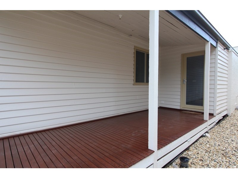 38 Race Street, Flora Hill VIC 3550