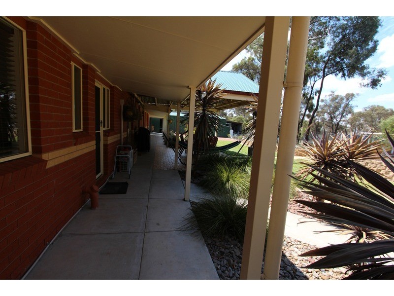 33 Watson Street, White Hills VIC 3550