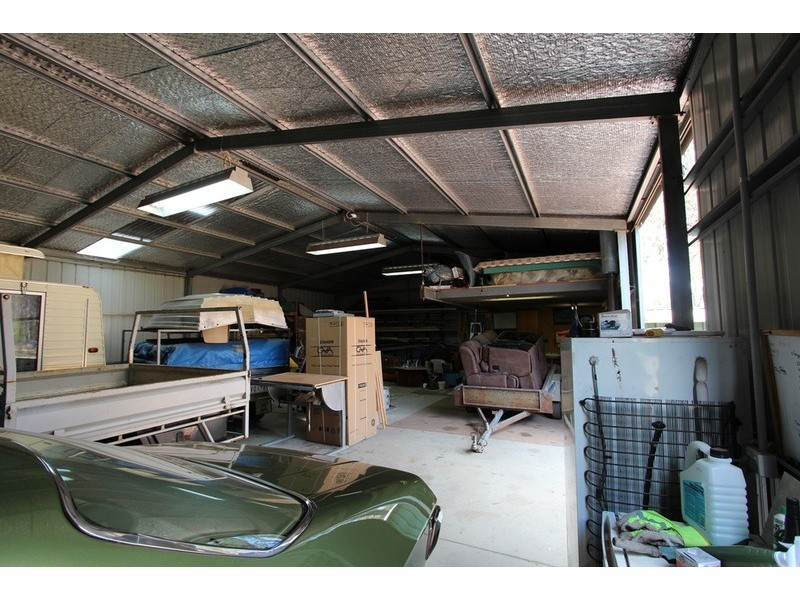 33 Watson Street, White Hills VIC 3550