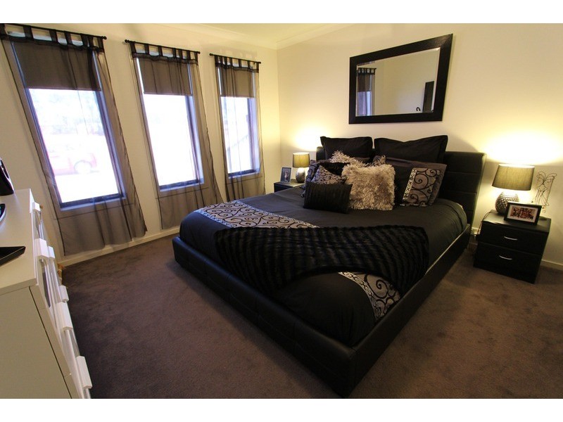 48 Janelle Drive, Maiden Gully VIC 3551