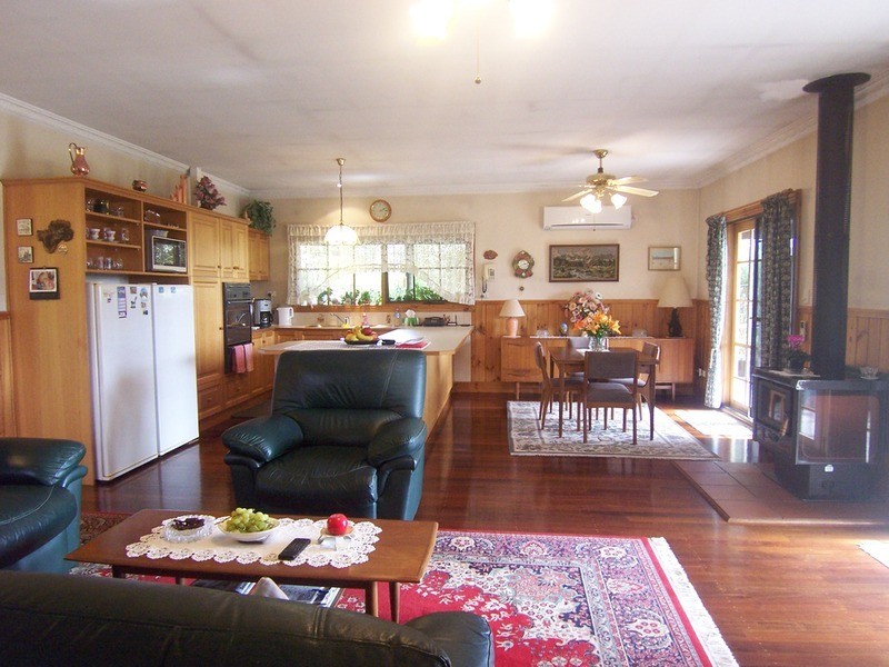 91 Moffatt Drive, Harcourt North VIC 3453