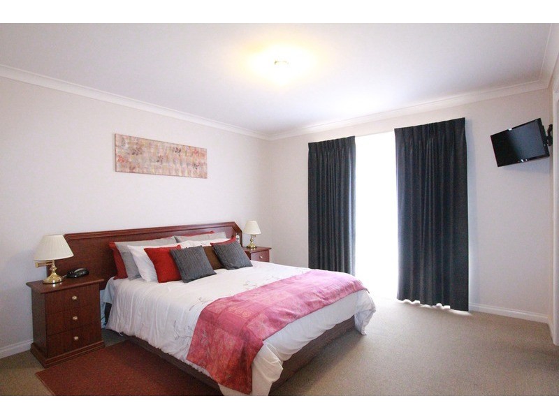 69 Amara Way, Kangaroo Flat VIC 3555