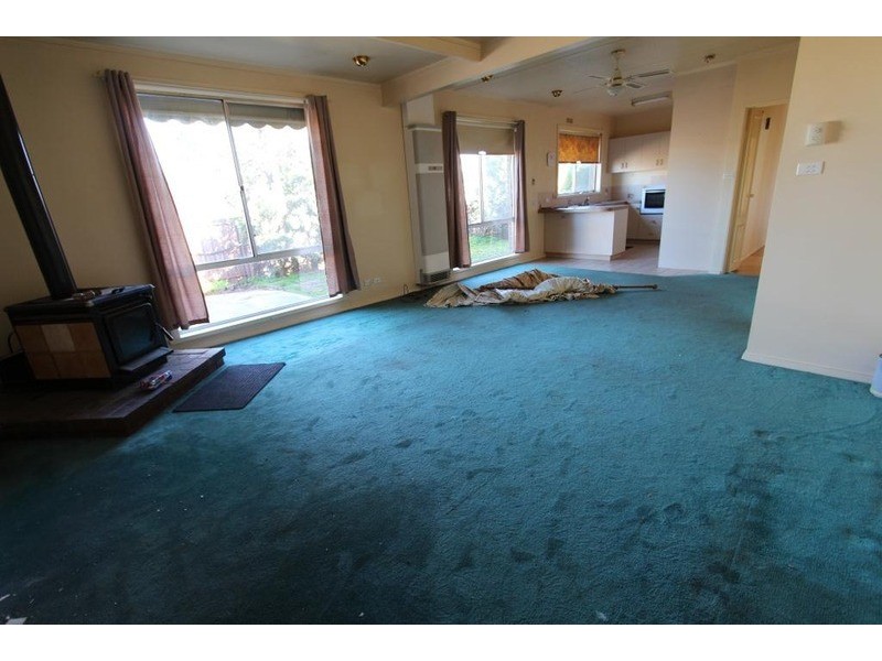 75 Averys Road, California Gully VIC 3556