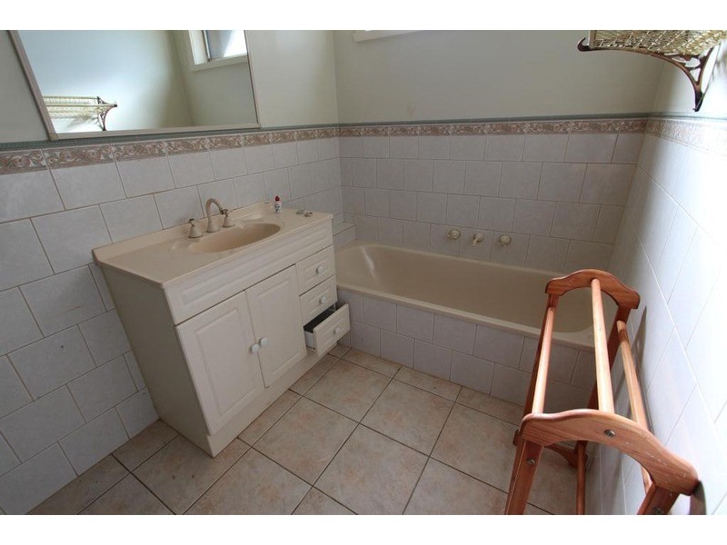 75 Averys Road, California Gully VIC 3556