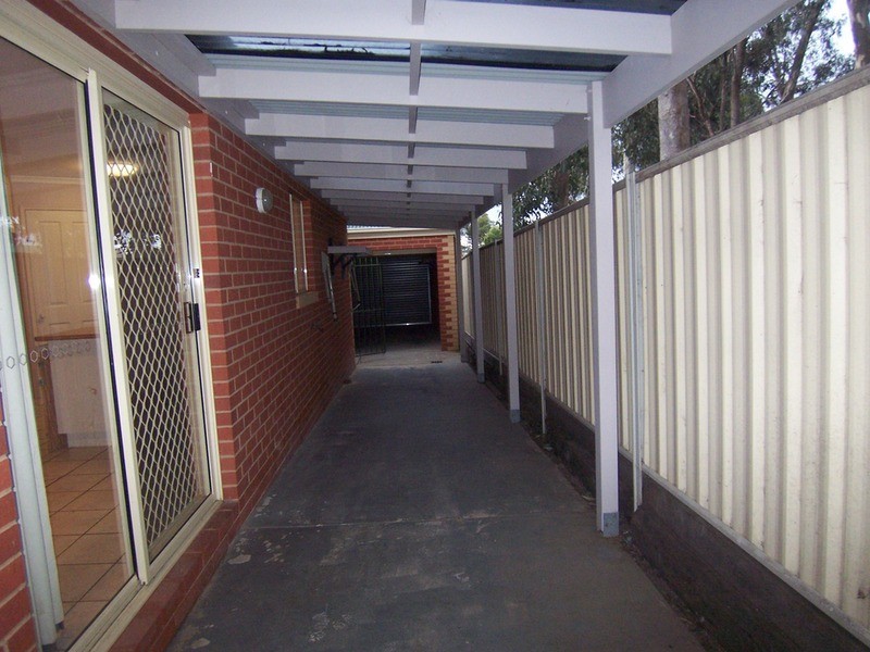 8 Allpress Drive, Golden Square VIC 3555
