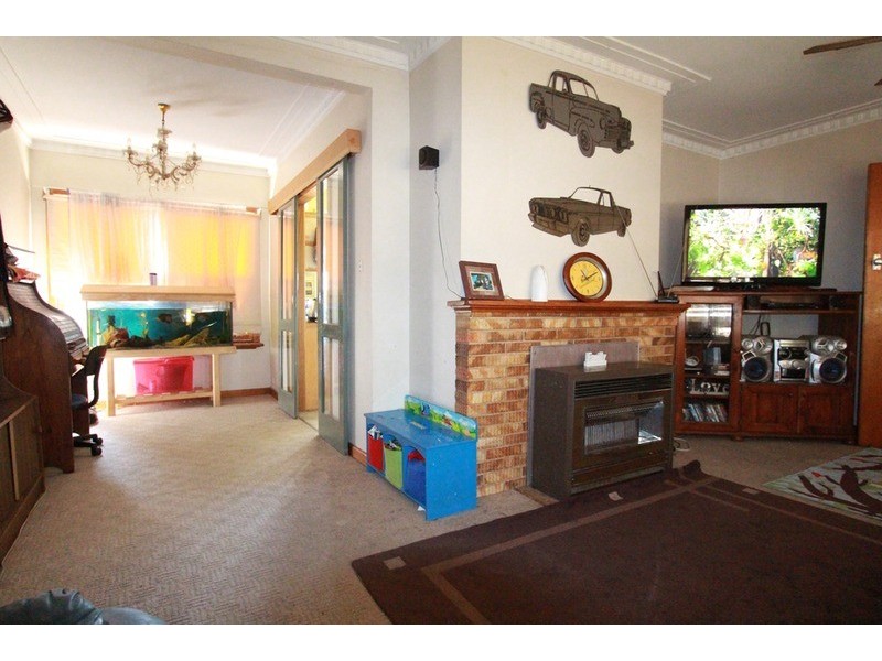 25 Oak Street, Golden Square VIC 3555
