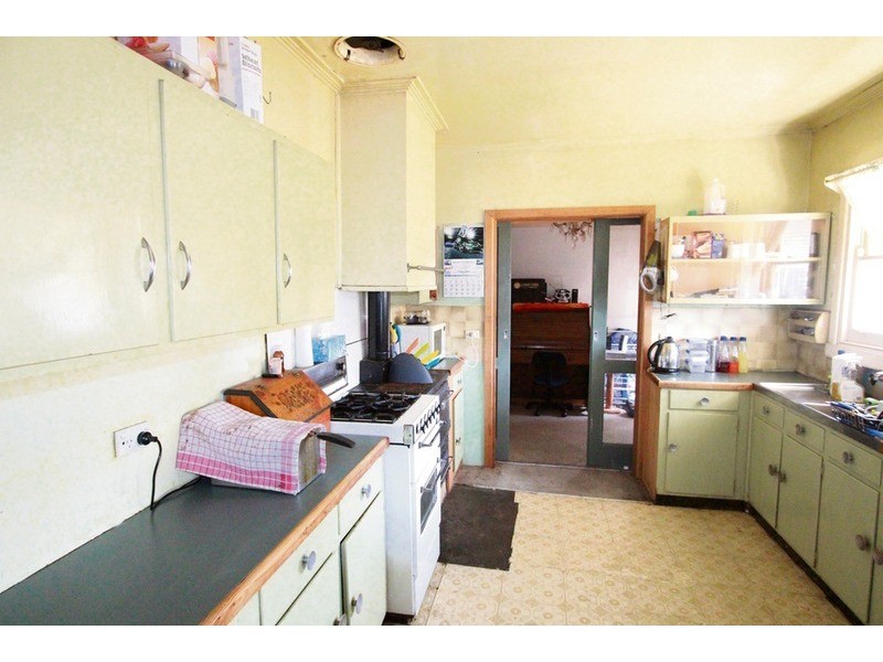 25 Oak Street, Golden Square VIC 3555