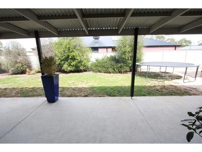 8 Clover Close, Strathfieldsaye VIC 3551