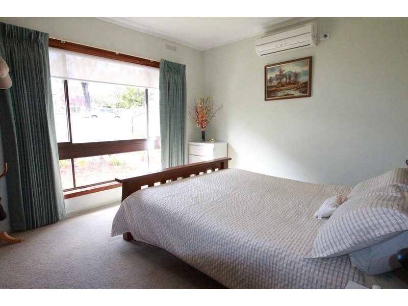 120 Olinda  Street, Quarry Hill VIC 3550