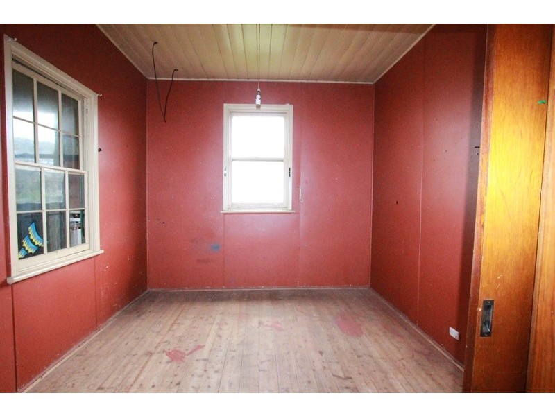 34 Victoria  Street, Ironbark VIC 3550