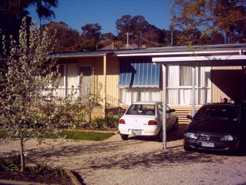 102 Condon Street, Kennington VIC 3550