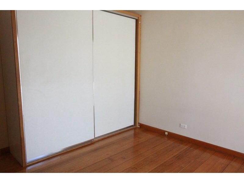 102 Condon Street, Kennington VIC 3550