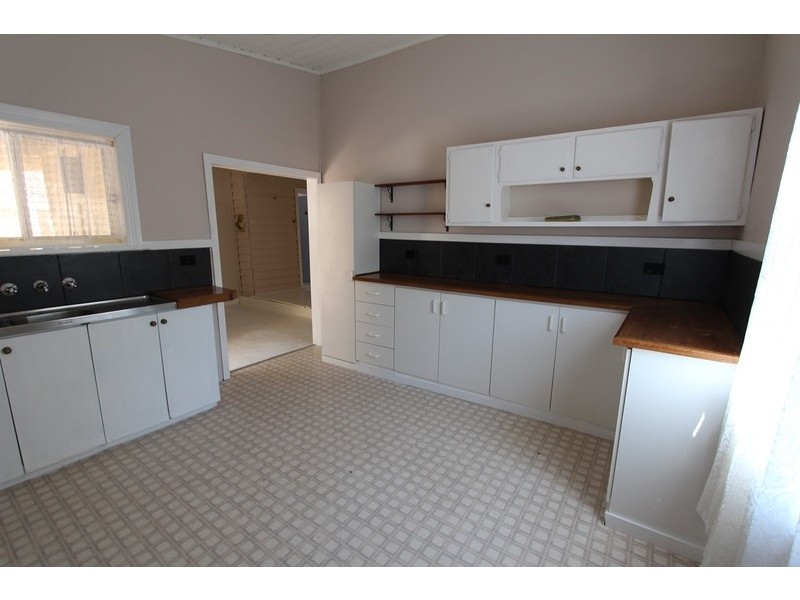 64 Hargreaves Street, Bendigo VIC 3550