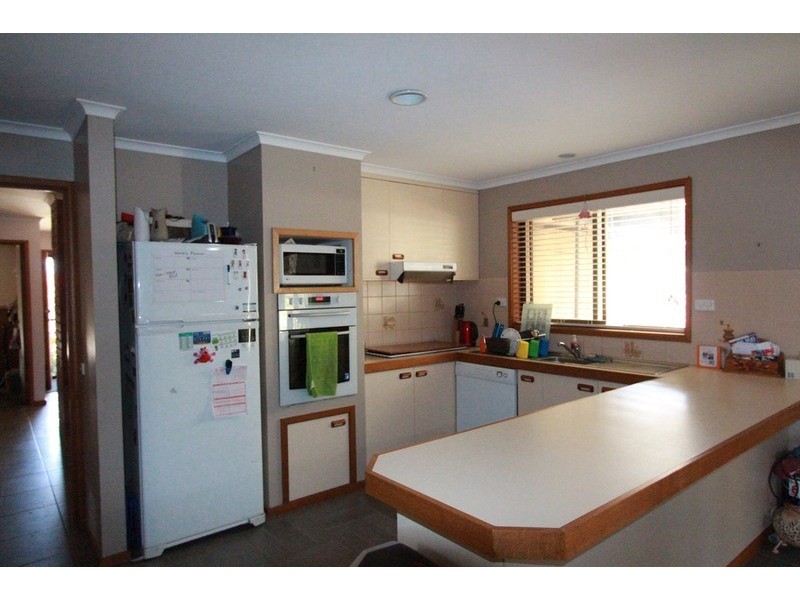 4 Timbarra Drive, Golden Square VIC 3555