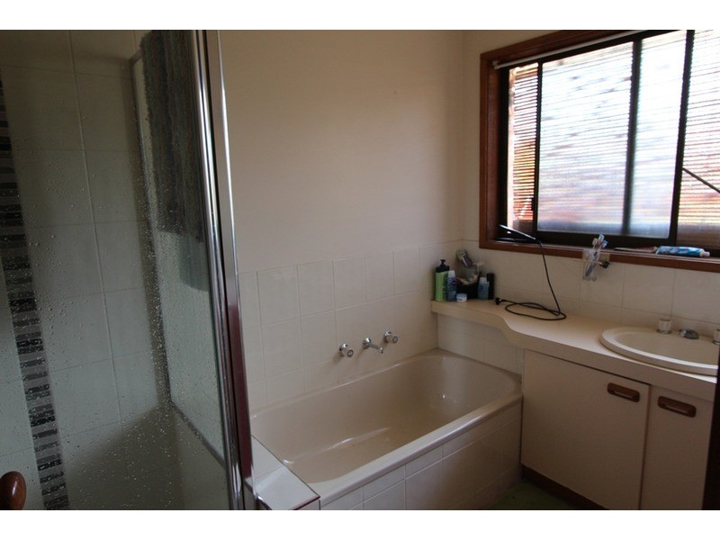 4 Timbarra Drive, Golden Square VIC 3555