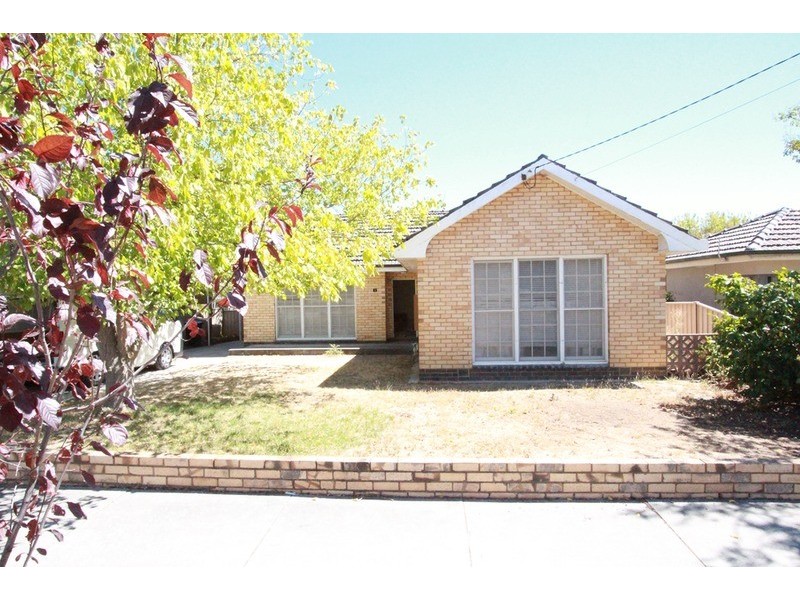 4 Bond  Street, Golden Square VIC 3555