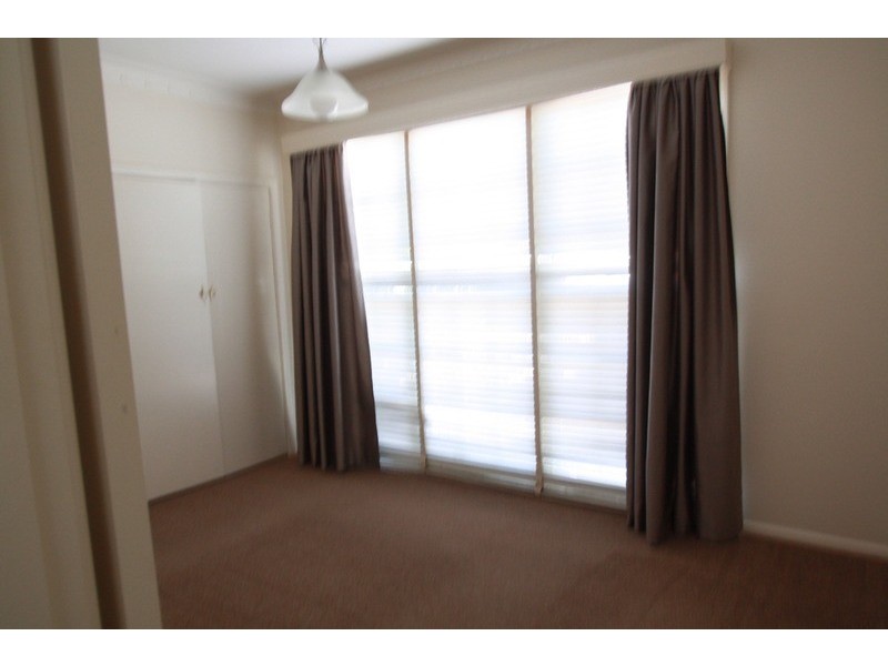 4 Bond  Street, Golden Square VIC 3555