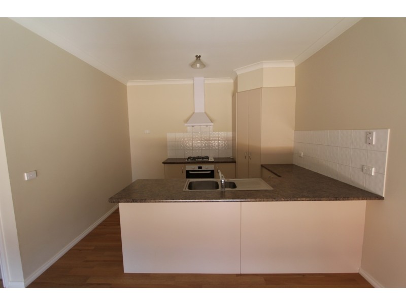 1/3 Kirkwood Road, Eaglehawk VIC 3556