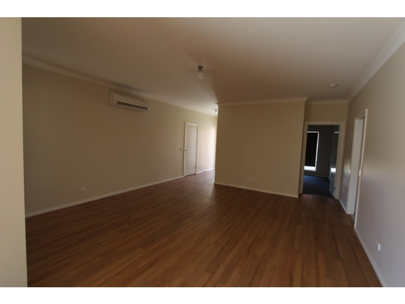 1/3 Kirkwood Road, Eaglehawk VIC 3556