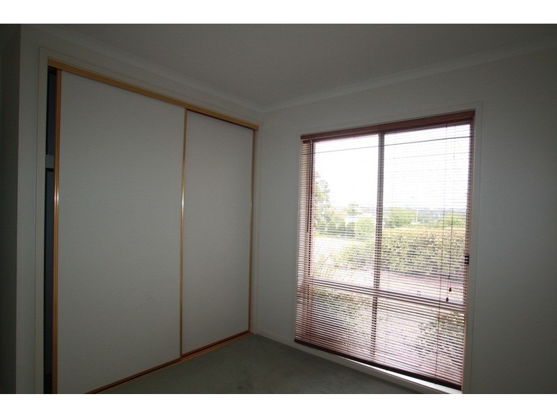 5 Liepoldt Rise, Golden Square VIC 3555