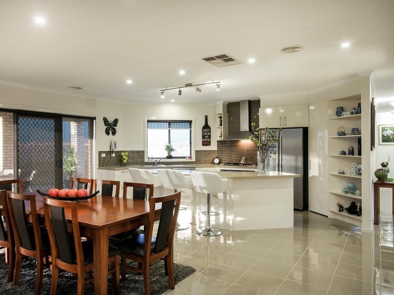 34 Janelle Drive, Maiden Gully VIC 3551