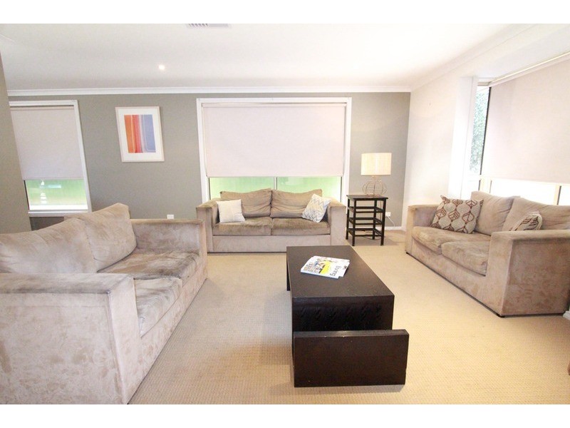 15 Woodlands Drive, Eaglehawk VIC 3556