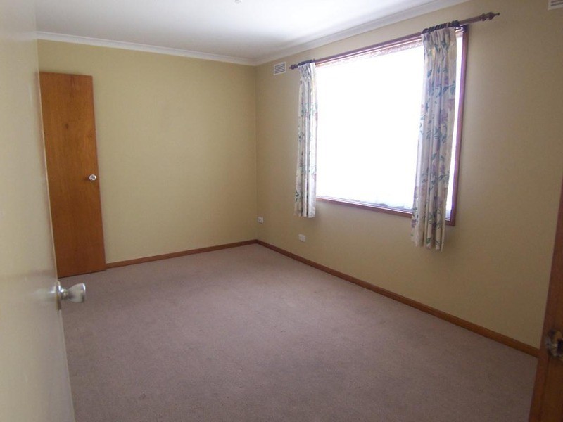 1/11 Cogo Court, Golden Square VIC 3555