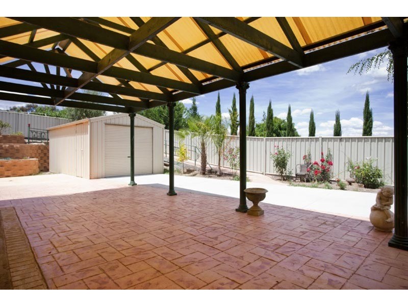 20 Gondolier Terrace, Golden Square VIC 3555