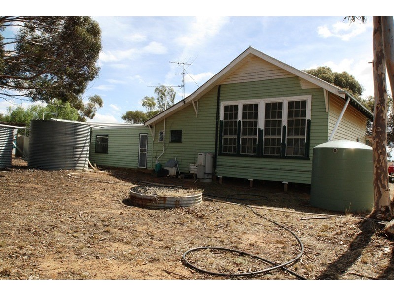 1003 Bridgewater-Serpentine Road, Salisbury West VIC 3517