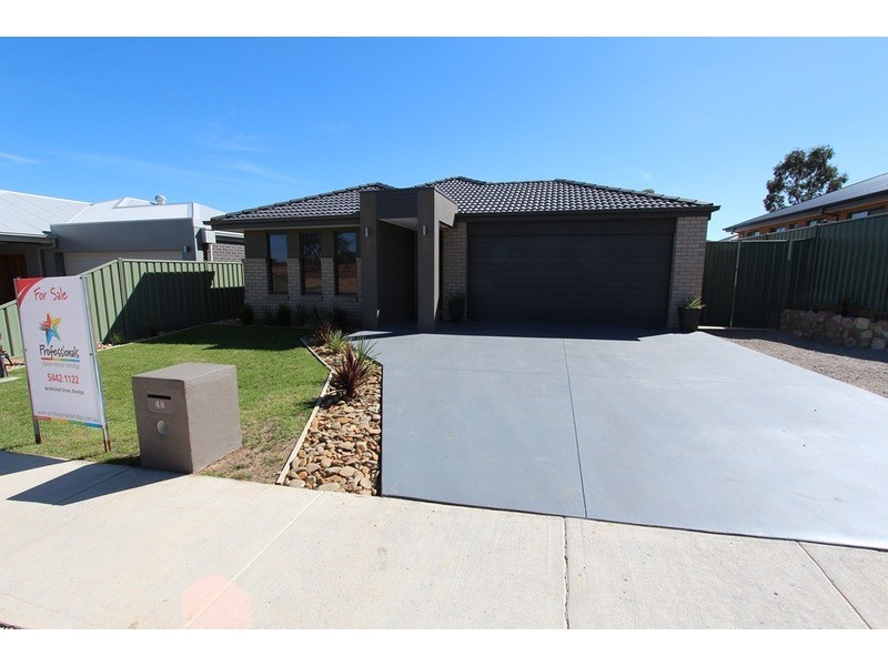 48 Janelle Drive, Maiden Gully VIC 3551