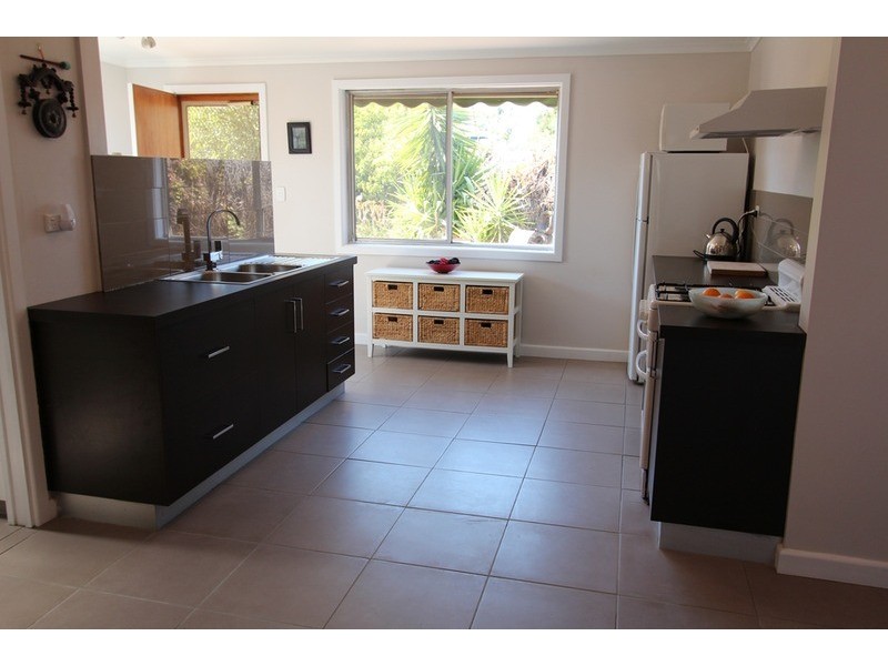 11 Eadie Street, Quarry Hill VIC 3550