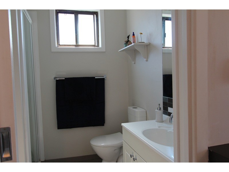 11 Eadie Street, Quarry Hill VIC 3550