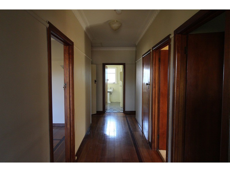 39 Neil Street, Kangaroo Flat VIC 3555