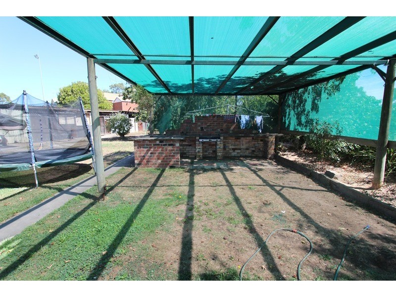 39 Neil Street, Kangaroo Flat VIC 3555