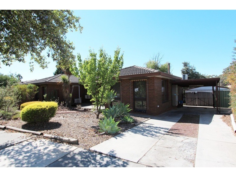 14 Reception Avenue, Strathdale VIC 3550