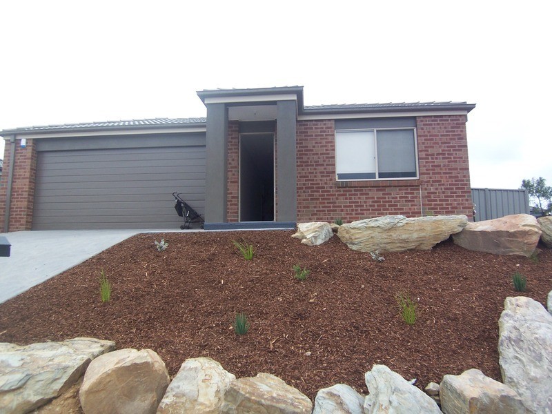 21 Bronze Drive, Kangaroo Flat VIC 3555