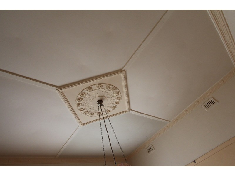 2 Dungey Avenue, Flora Hill VIC 3550