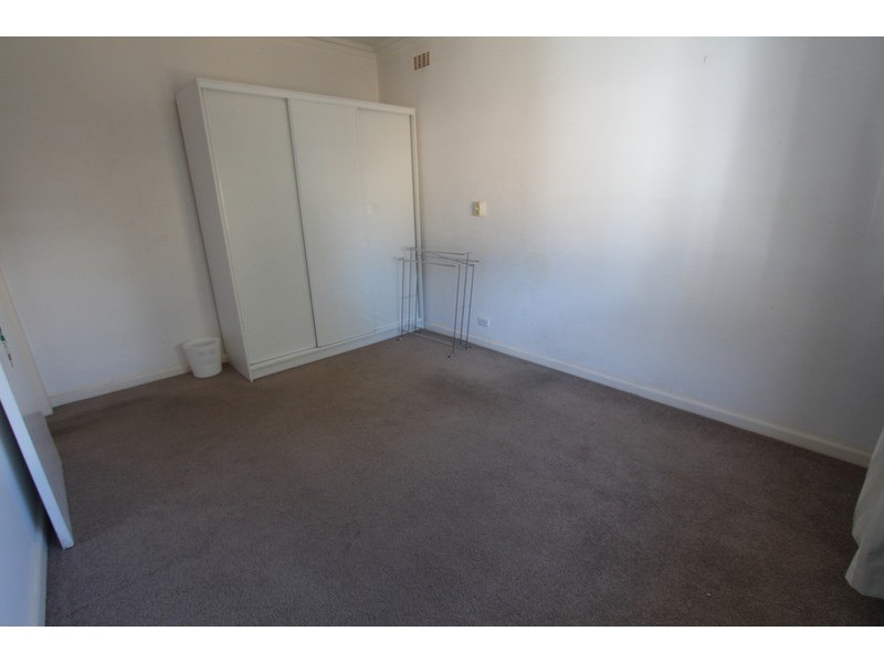 2 Friswell Avenue, Flora Hill VIC 3550